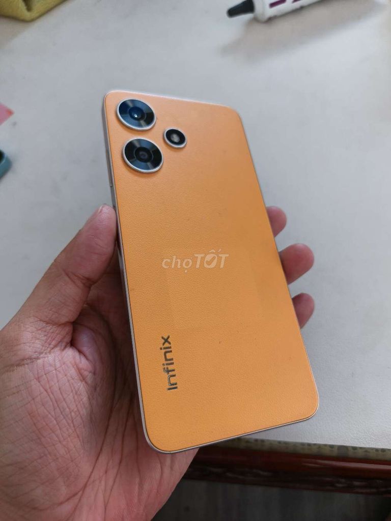 Infinix Hot 30i 8GB/128GB Cam pin 5000. Mua bán Điện thoại tại Quận Hải Châu Đà Nẵng được đăng bởi Tú Anh hình 1