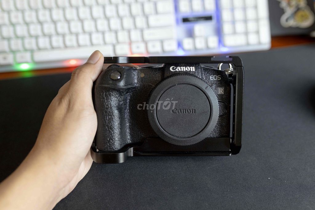 Máy ảnh Canon RP Đen. Mua bán Máy ảnh, Máy quay tại Quận Sơn Trà Đà Nẵng được đăng bởi Hoàng hình 1