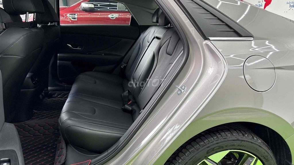 Xe Elantra 2025 siêu lướt 2.800km. Mua bán Ô tô tại Huyện Hóc Môn Tp Hồ Chí Minh được đăng bởi Gia Bush Oto Lướt hình 13