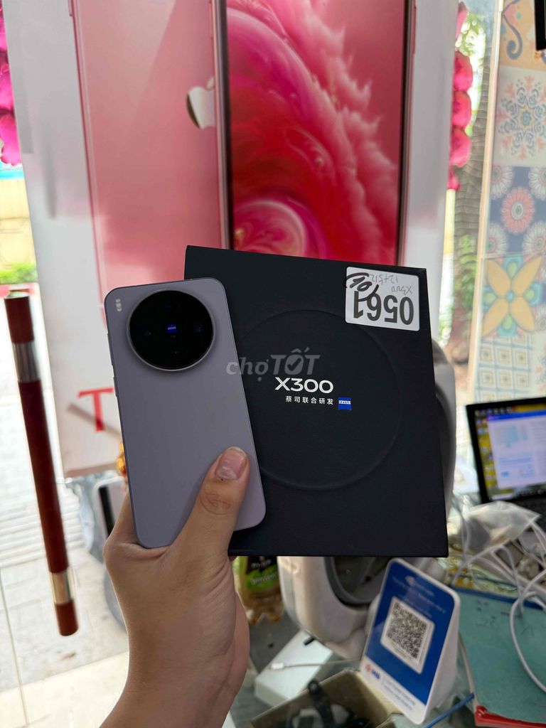 Vivo X300 Tím 512GB - Đã Sử Dụng. Mua bán Điện thoại tại Quận Đống Đa Hà Nội được đăng bởi Hoàng quân store hình 1