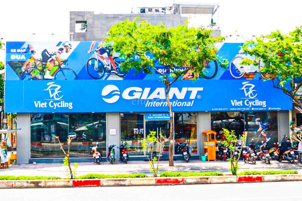 N.Cho Thuê GÓC 2MT: Phạm Văn Đồng, P3, Gò Vấp_DT: 18m x 10m