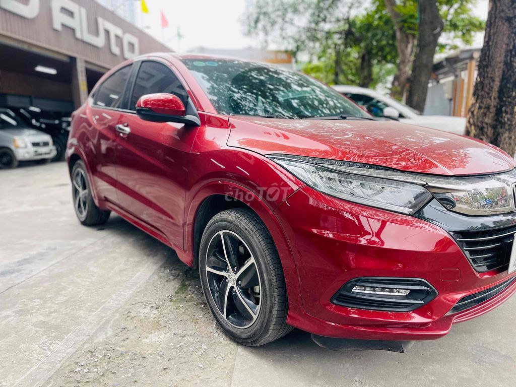 Honda HRV đăng ký 2022 một chủ!. Mua bán Ô tô tại Quận Hoàng Mai Hà Nội được đăng bởi Phạm quang đồng hình 4