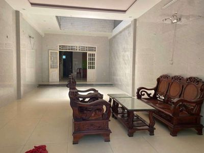 nhà 2 tầng đường văn tân. khi chợ non nước. 90m2. 10 triệu. đẹp