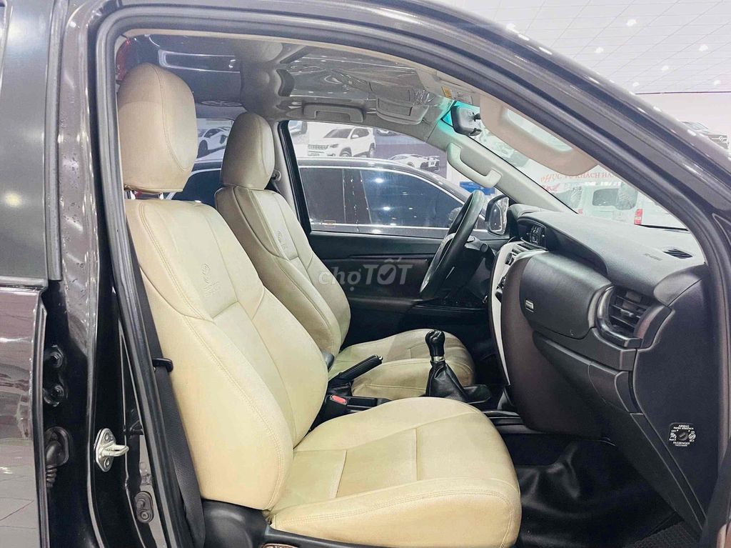 Toyota Fortuner 2.4G 4x2 MT - SX2017 nhập khẩu. Mua bán Ô tô tại Thành phố Thủ Dầu Một Bình Dương được đăng bởi TRUNG DƯƠNG AUTO  hình 9