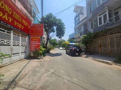 Townhouse 85 m² · 4 bed · Đường Lê Thị Riêng
