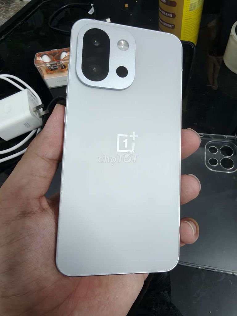 Oneplus 13T 16/256 máy 99% + sạc zin + ốp. Mua bán Điện thoại tại Quận Ba Đình Hà Nội được đăng bởi Chẻ na phone giá tốt  hình 1