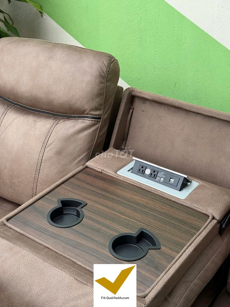 Sofa phòng khách ngã bật giá tốt tại Tp.HCM. Mua bán Bàn ghế tại Quận 7 Tp Hồ Chí Minh được đăng bởi QualifiedAu hình 7