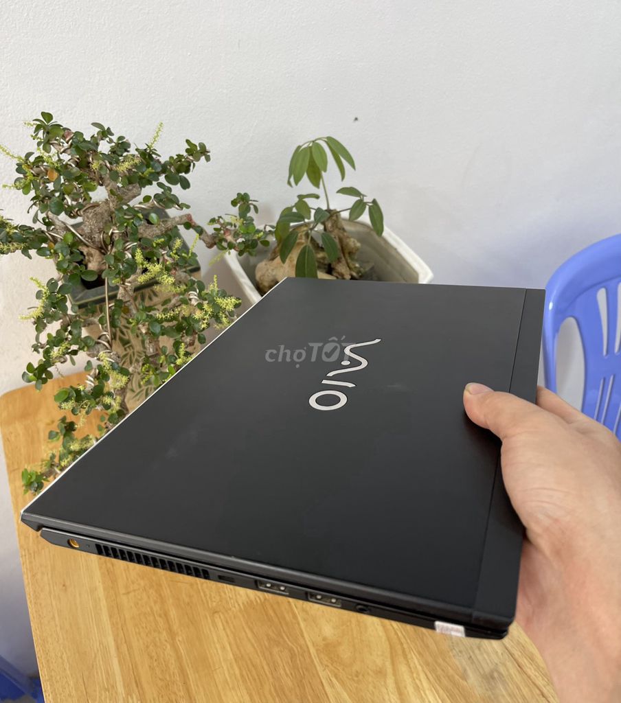 Bán Sony-Vaio i5 gen 8/16GB/240GB 13.3 inch. Mua bán Laptop tại Thành phố Vũng Tàu Bà Rịa - Vũng Tàu được đăng bởi Nguyễn Văn Thành hình 1