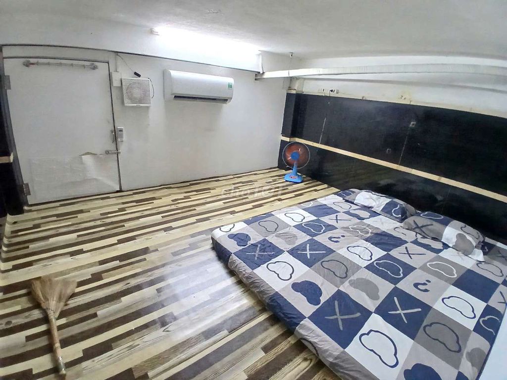 GÁC LỮNG CÓ MÁY LẠNH, 1TR8