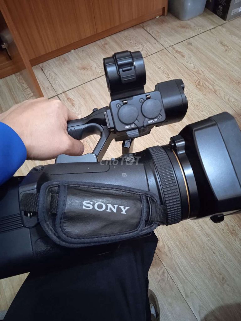 Máy quay phim Sony NX3 Full HD 60fps 64GB. Mua bán Máy ảnh, Máy quay tại Huyện Đông Hưng Thái Bình được đăng bởi Họ và tên hình 1