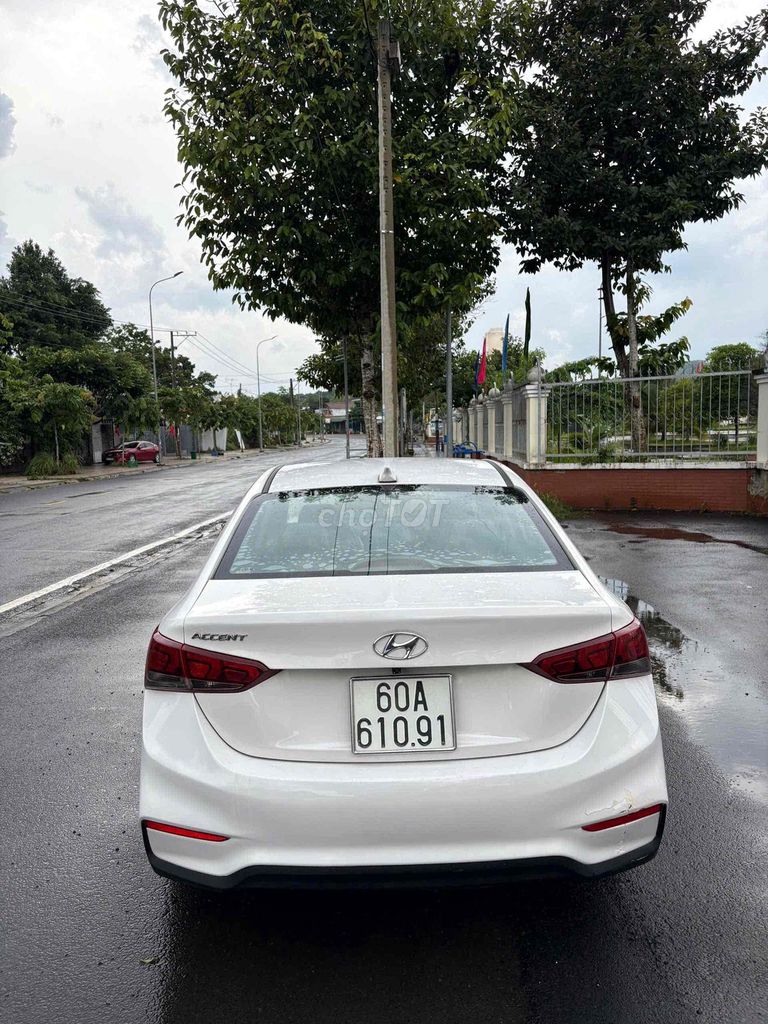 Hyundai Accent белый, механика, бензин, 5 мест, 2019