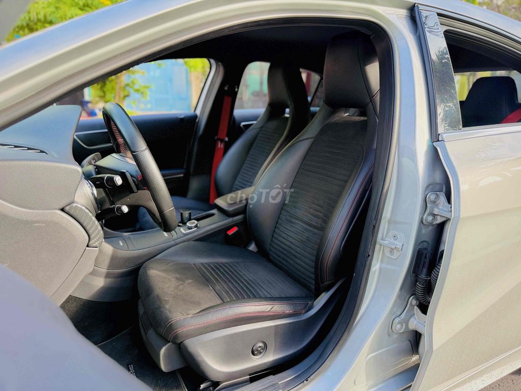 Mercedes Benz A Class 2015 250 AMG - 55000 km. Mua bán Ô tô tại Quận 8 Tp Hồ Chí Minh được đăng bởi Auto Thịnh Nguyễn  hình 7