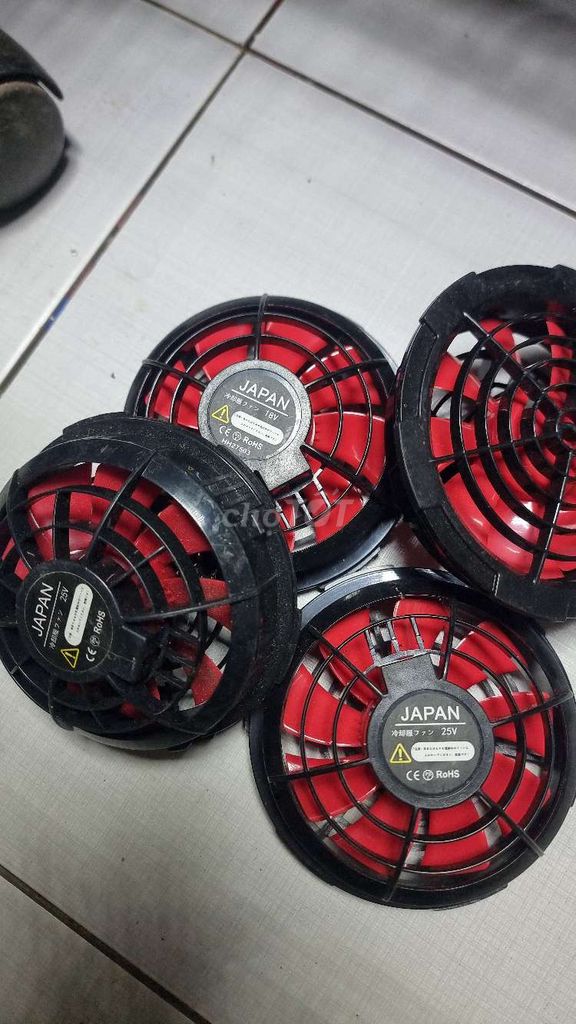 Quạt áo Japan Đỏ, Đen 25V. Mua bán Quạt tại Huyện Thanh Trì Hà Nội được đăng bởi A Tùng hình 1