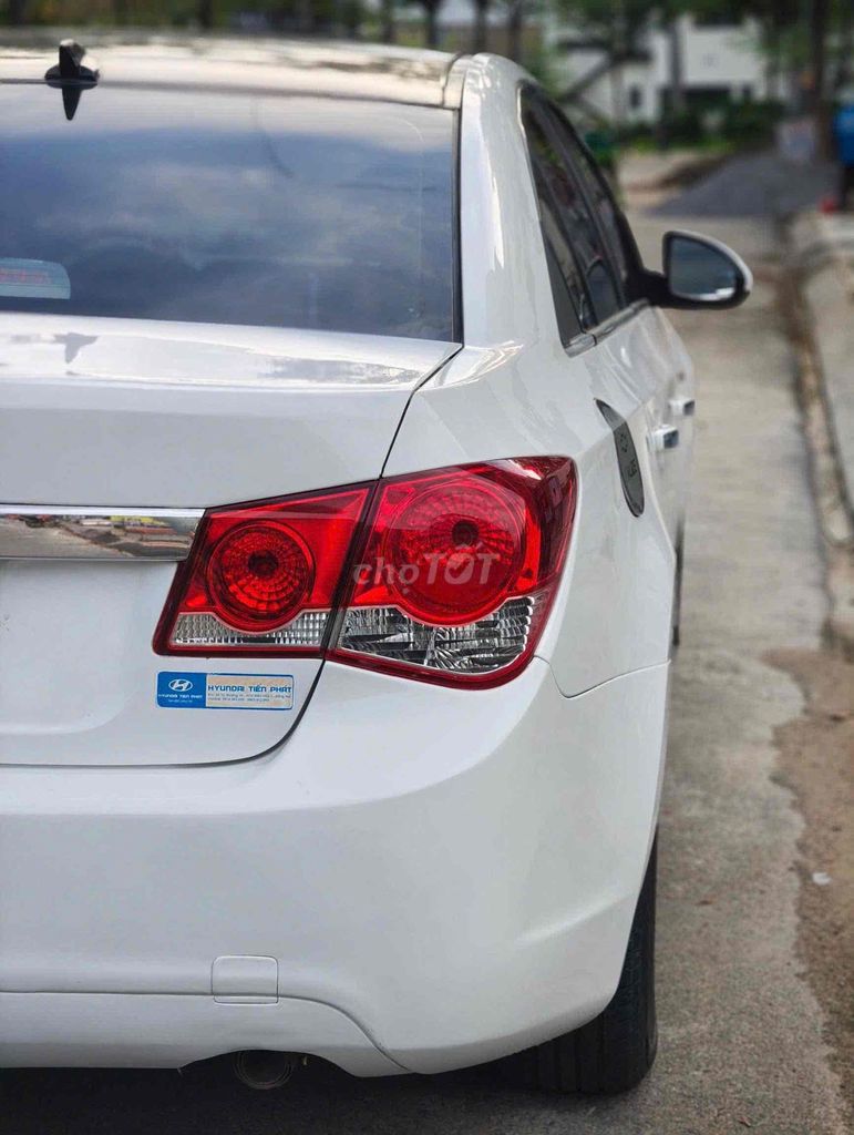 Cruze dklđ 2012 siêu cọp  Tầm ti ền này mà đẹp này. Mua bán Ô tô tại Thành phố Thuận An Bình Dương được đăng bởi Đỗ Đức Huy hình 3