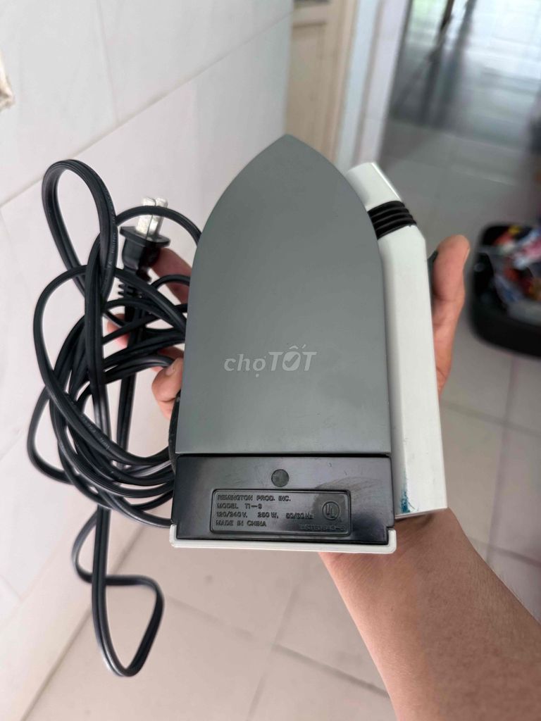 Bàn ủi hơi nước Remington TI-9 đi du lịch gọn. Mua bán Nội thất, đồ gia dụng khác tại Quận 7 Tp Hồ Chí Minh được đăng bởi Hoà Đỗ hình 1