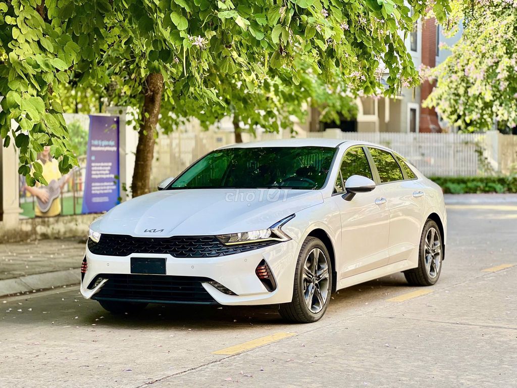 Kia K5 2.0AT Luxury 2022. Mua bán Ô tô tại Quận Thanh Xuân Hà Nội được đăng bởi Nguyễn Tuấn Hoàng hình 3