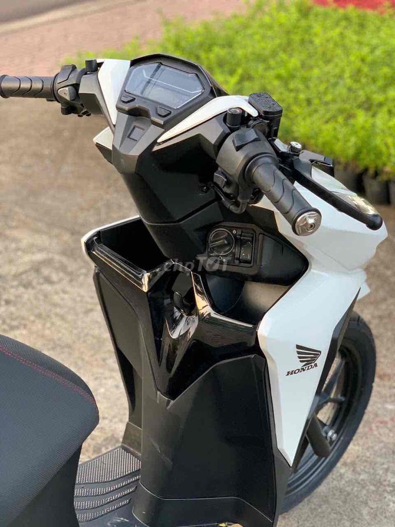 vario smartkey xe đẹp không lỗi, máy zin chất. Mua bán Xe máy tại Thành phố Buôn Ma Thuột Đắk Lắk được đăng bởi Thu Hiền hình 5