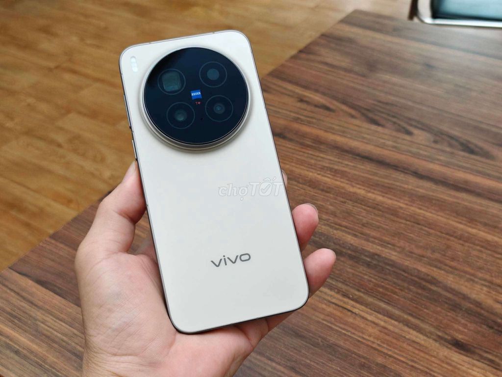 Vivo X300 Pro Fullbox Nâu keng 100% gl. Mua bán Điện thoại tại Huyện Củ Chi Tp Hồ Chí Minh được đăng bởi NewBie hình 1