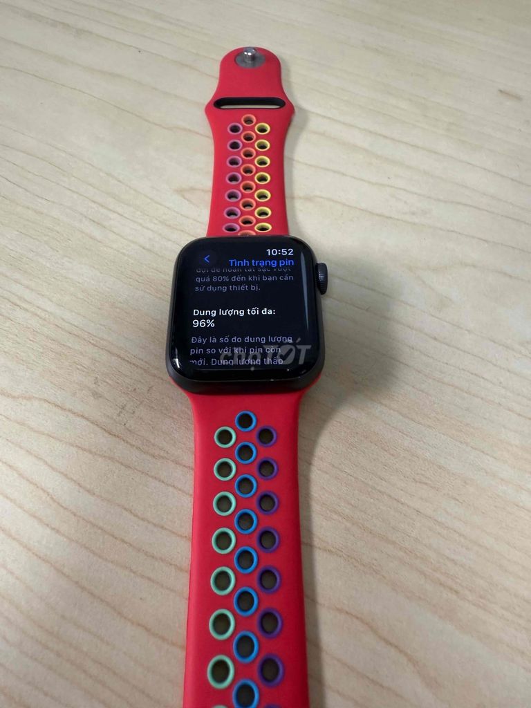 Apple Watch SE 40mm GPS Đen 98%. Mua bán Thiết bị đeo thông minh tại Quận 6 Tp Hồ Chí Minh được đăng bởi Chuyên mua bán điện thoại laptop hình 1
