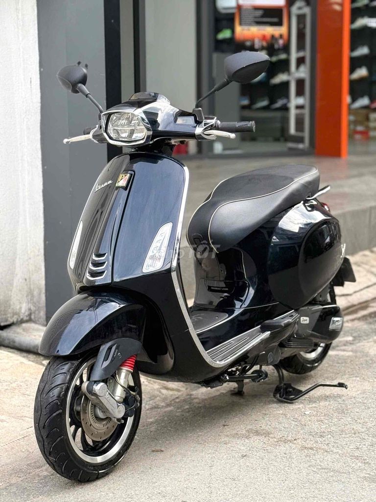 Vespa Sprint ABS 2022 Черный глянцевый 7000 км бстп 9собств