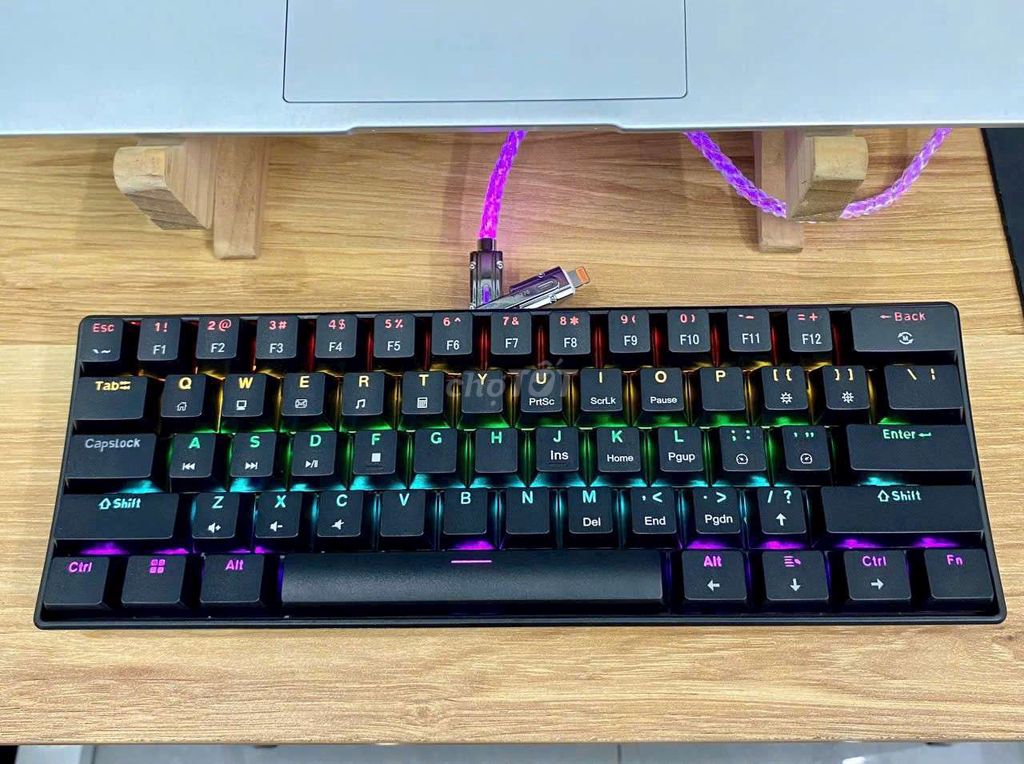 Bàn phím cơ có dây K61, đèn RGB, Red Switch. Mua bán Phụ kiện (Màn hình, Chuột...) tại Thành phố Pleiku Gia Lai được đăng bởi Thực hình 1