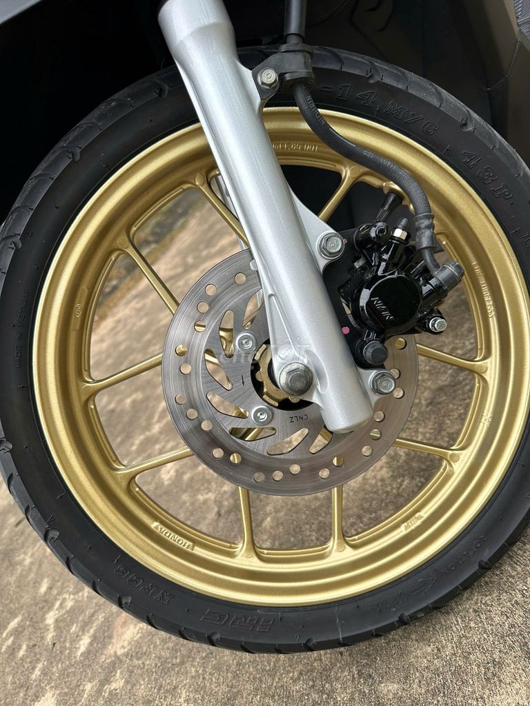 Click Thái 125i đen mâm đồng. Mua bán Xe máy tại Thành phố Mỹ Tho Tiền Giang được đăng bởi Võ Hoàng Phúc hình 2