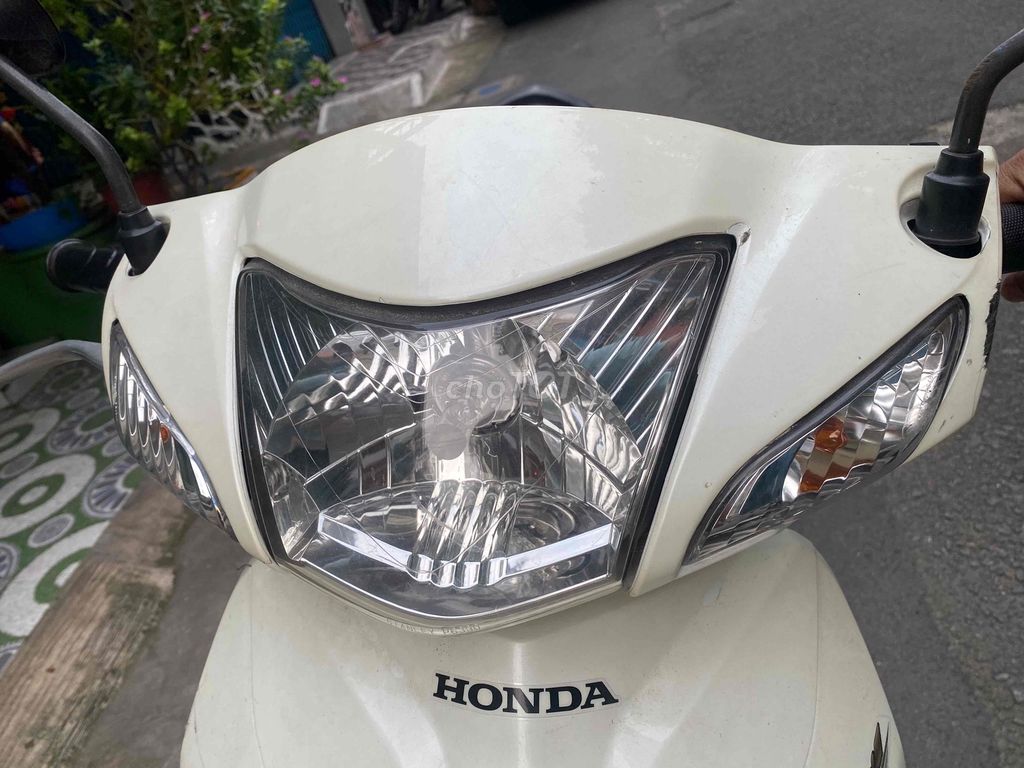 xe chính chủ sang tên : xe chất mọc nguyên zin:. Mua bán Xe máy tại Quận 11 Tp Hồ Chí Minh được đăng bởi cá nhân  hình 15