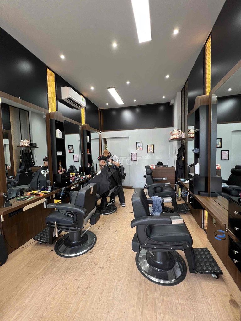 Sang nhượng salon Tóc Nam giá chỉ 14 triệu, Quận Bình Thạnh