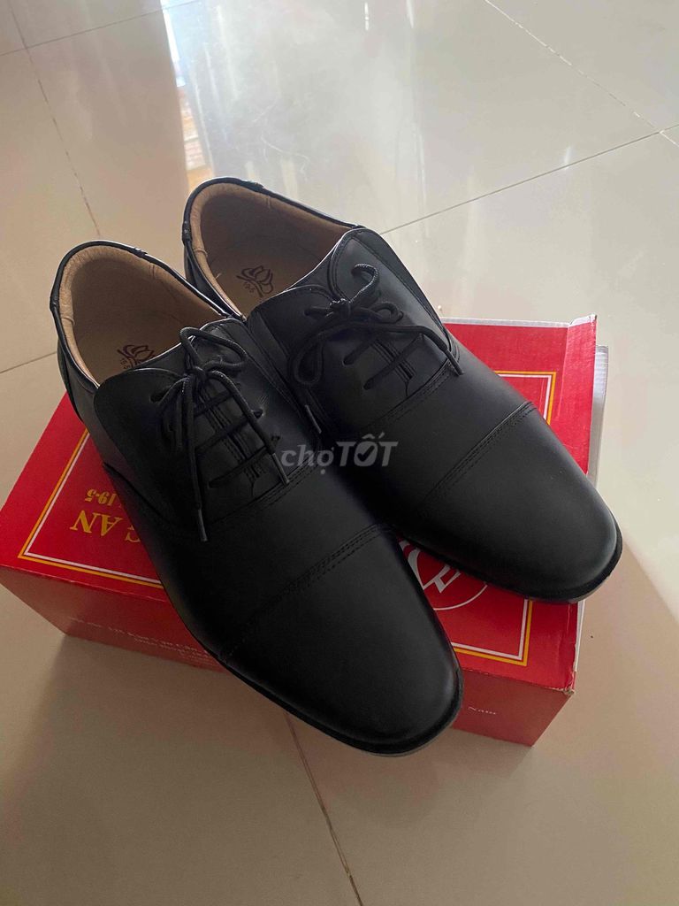 Giày da  size 43 mới 100%. Mua bán Giày dép tại Huyện Nhà Bè Tp Hồ Chí Minh được đăng bởi Le nghia hình 1