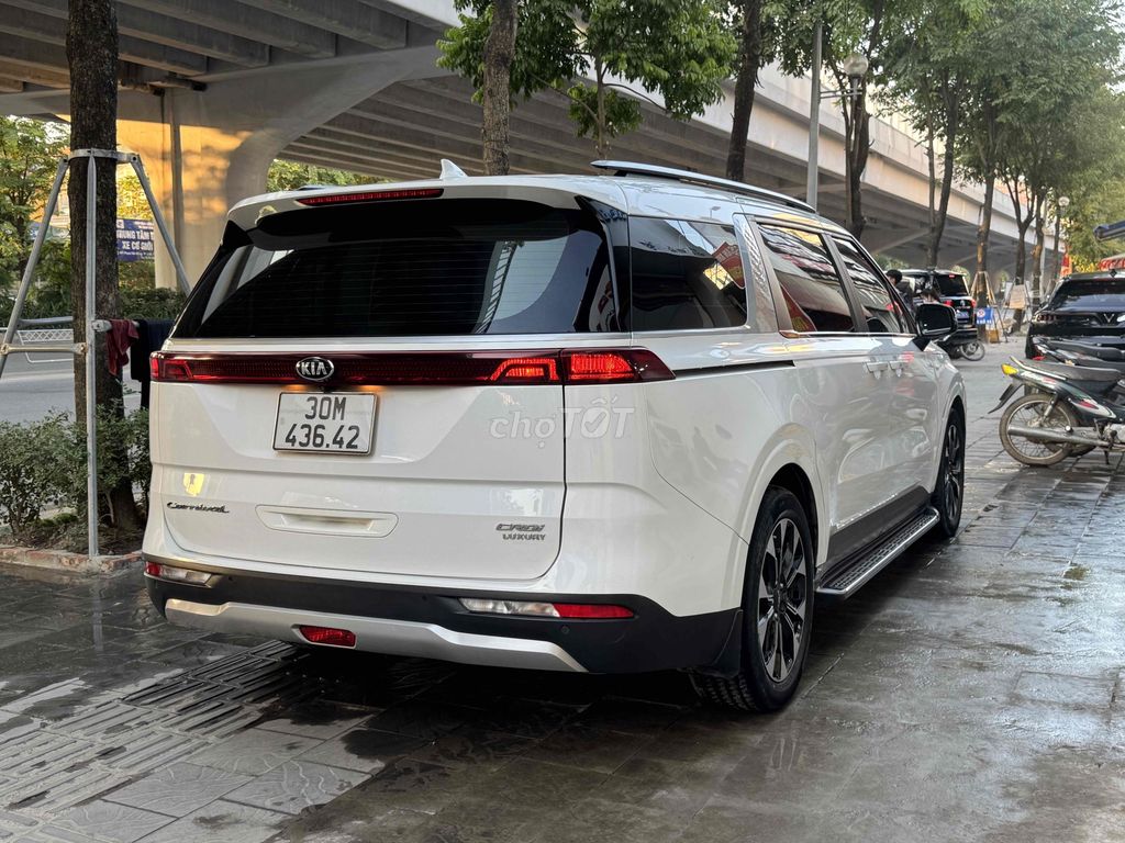 CẦN BÁN KIA CANIVAL 2.2D MÁY DẦU 8 GHẾ SIÊU MỚI. Mua bán Ô tô tại Quận Bắc Từ Liêm Hà Nội được đăng bởi Mr PHÁT THÁI HÀ AUTO hình 6