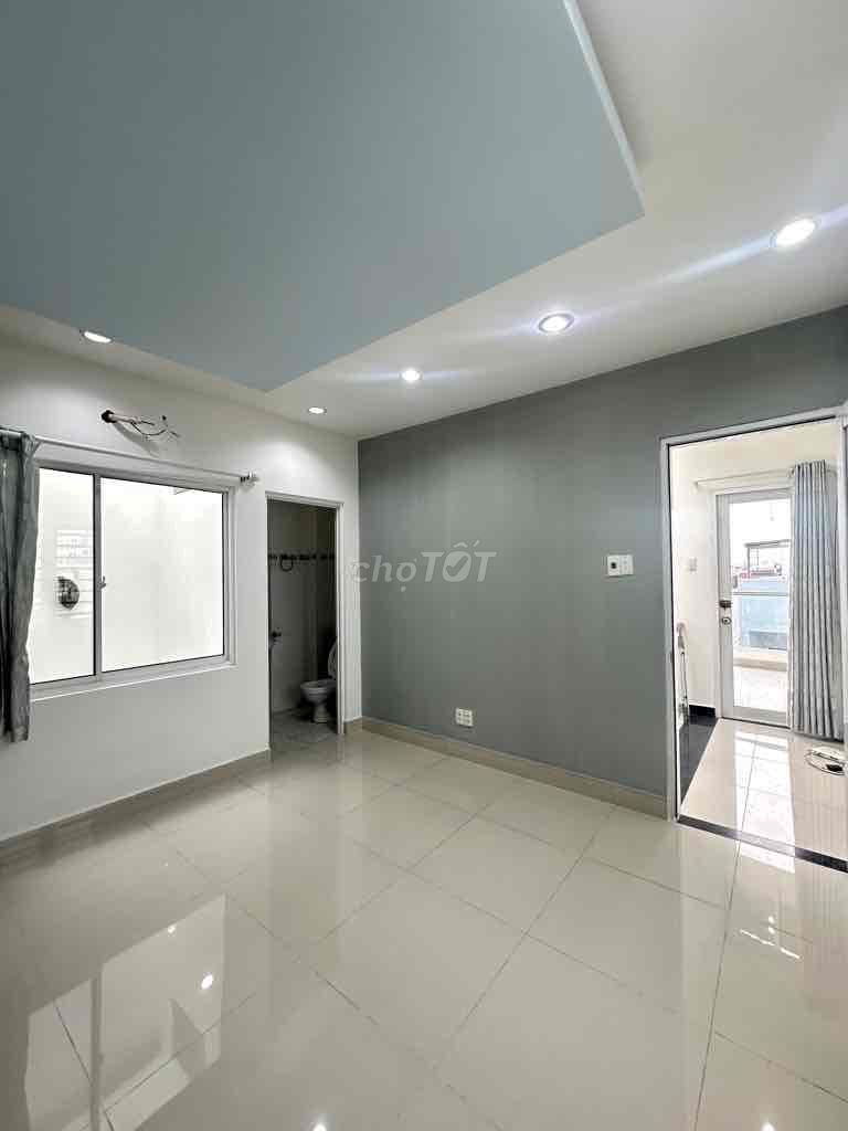 Hot, nhà Tăng Nhơn Phú, PLB, 50m2, 3 tầng, 3PN, ở ngay, nhỉnh 5 tỷ