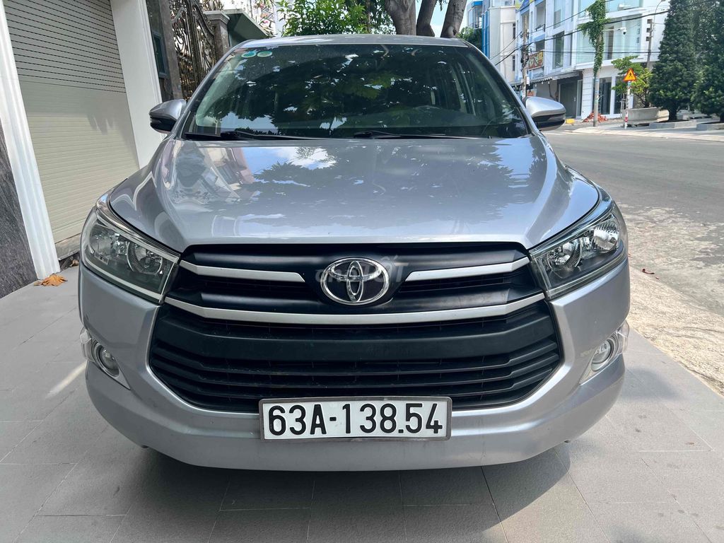 Bán INNOVA 2.0 G đkld 03/2020 Sx 2019 màu bạc, 98%