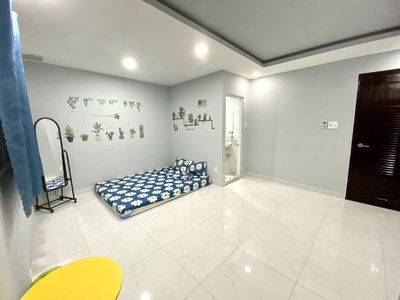 Cho thuê phòng rộng hẻm 1041 Trần Xuân Soạn, gần cầu Nguyễn Văn Cừ.
