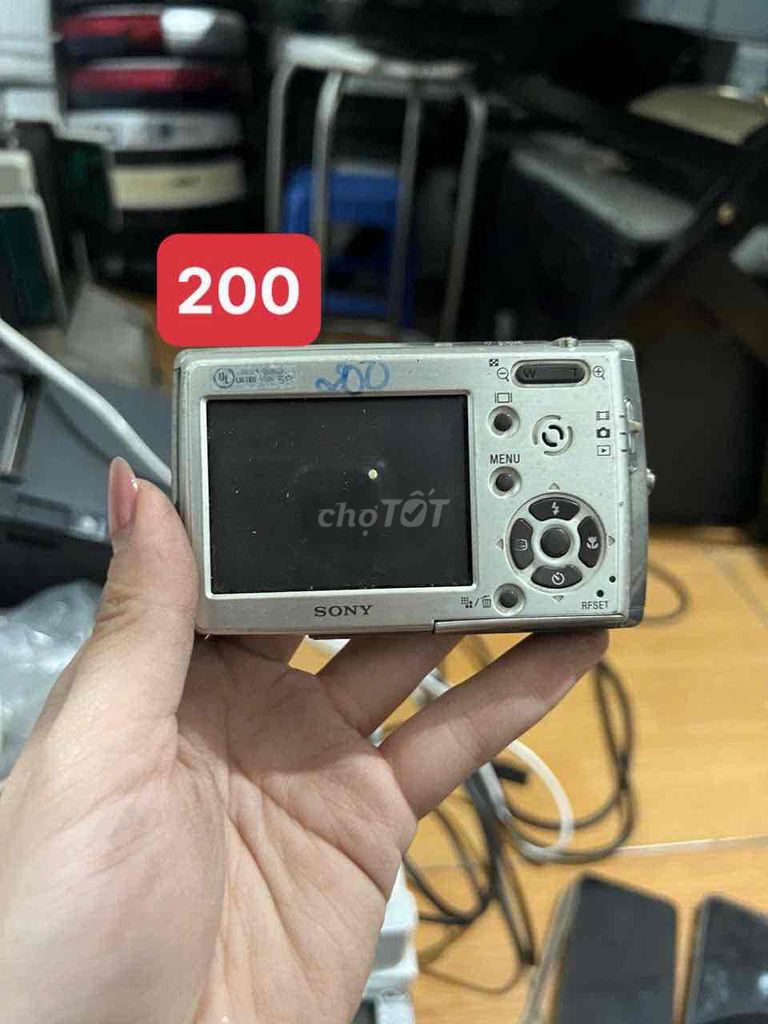 Máy ảnh Sony Bạc Đã dùng. Mua bán Máy ảnh, Máy quay tại Quận Gò Vấp Tp Hồ Chí Minh được đăng bởi My Thanh Lý Đồ Cũ Nguyễn Kiệm hình 1