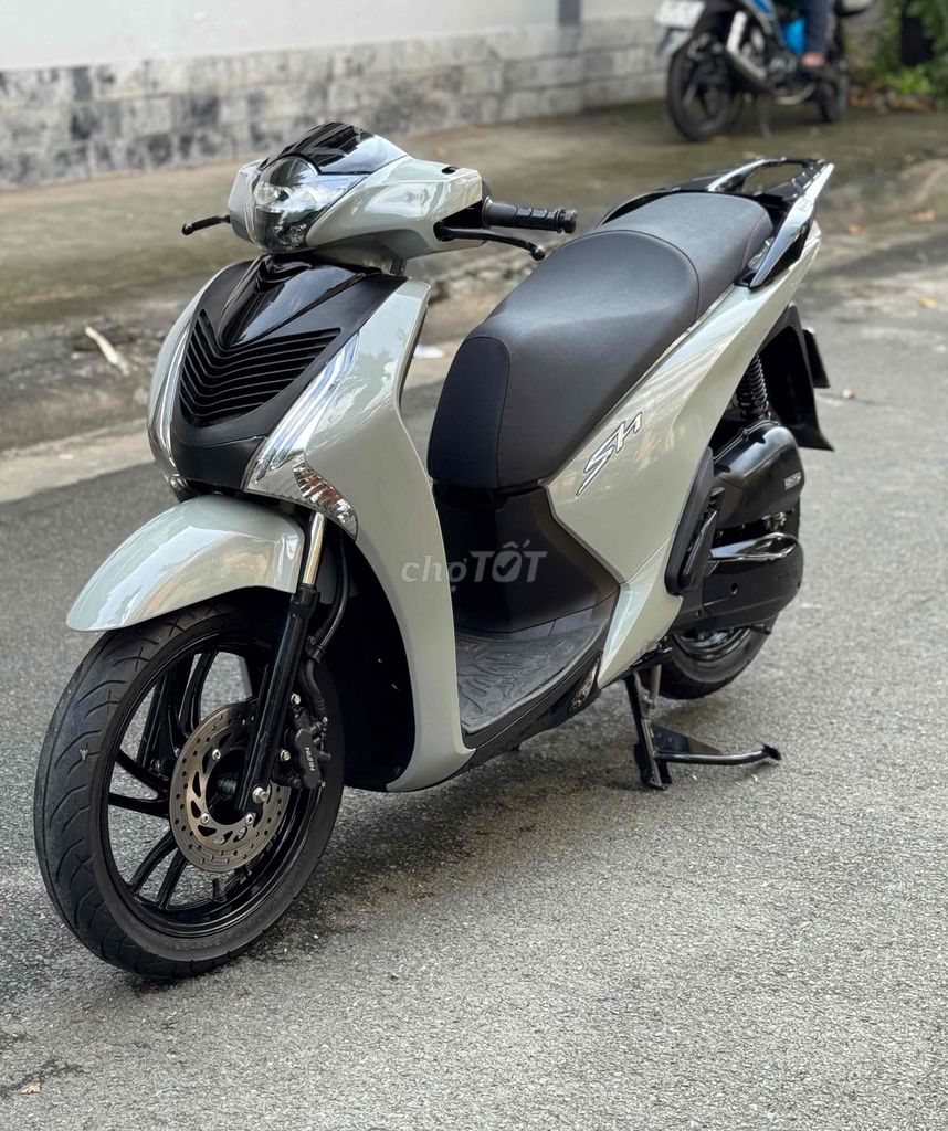 Honda SH 150i 2016 Xanh đen. Mua bán Xe máy tại Quận Gò Vấp Tp Hồ Chí Minh được đăng bởi CHXM 86 chuyên bán xe trả góp hình 1