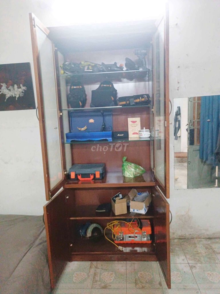 Tủ trưng bày gỗ thật. Mua bán Tủ, kệ gia đình tại Thành phố Thủ Đức Tp Hồ Chí Minh được đăng bởi Nguyễn Khánh Tự hình 1