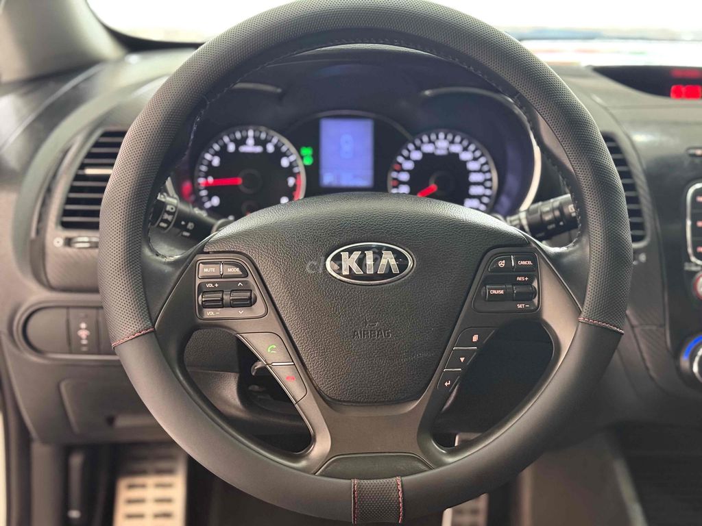 Kia Cerato 1.6 AT Số Tự Động fom hatback. Mua bán Ô tô tại Quận 12 Tp Hồ Chí Minh được đăng bởi Tân hình 8