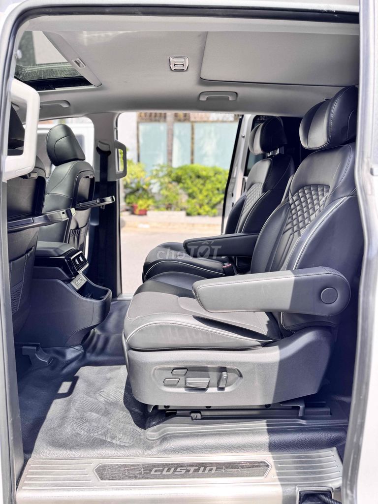 Hyundai Custin 2023 1.5 AT Turbo. Mua bán Ô tô tại Quận Gò Vấp Tp Hồ Chí Minh được đăng bởi oto cũ Gò Vấp hình 13