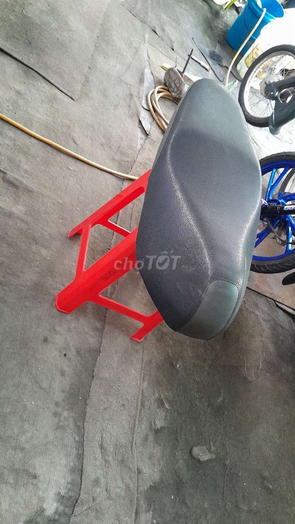 Yên xe vision honda 2019. Mua bán Phụ tùng xe tại Quận Bình Tân Tp Hồ Chí Minh được đăng bởi Bé Hằng  hình 2