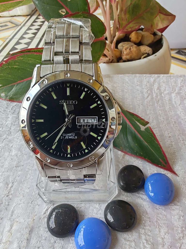 Đồng hồ nam

Hiệu SEIKO

Made in Japan
, dạ quang