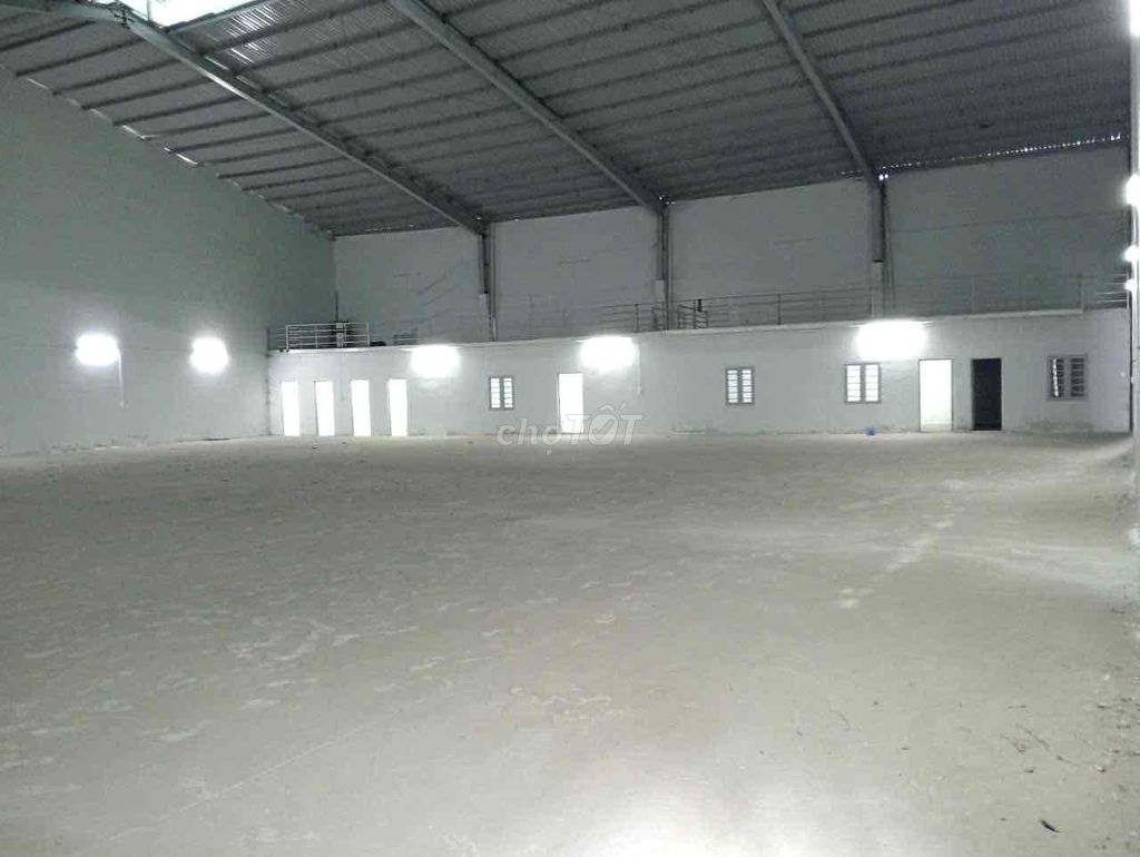 MBKD+KHO XƯỞNG(750m2)MT KD SẦM UẤT,ĐƯỜNG CONT 40FIX,TRẦN CAO