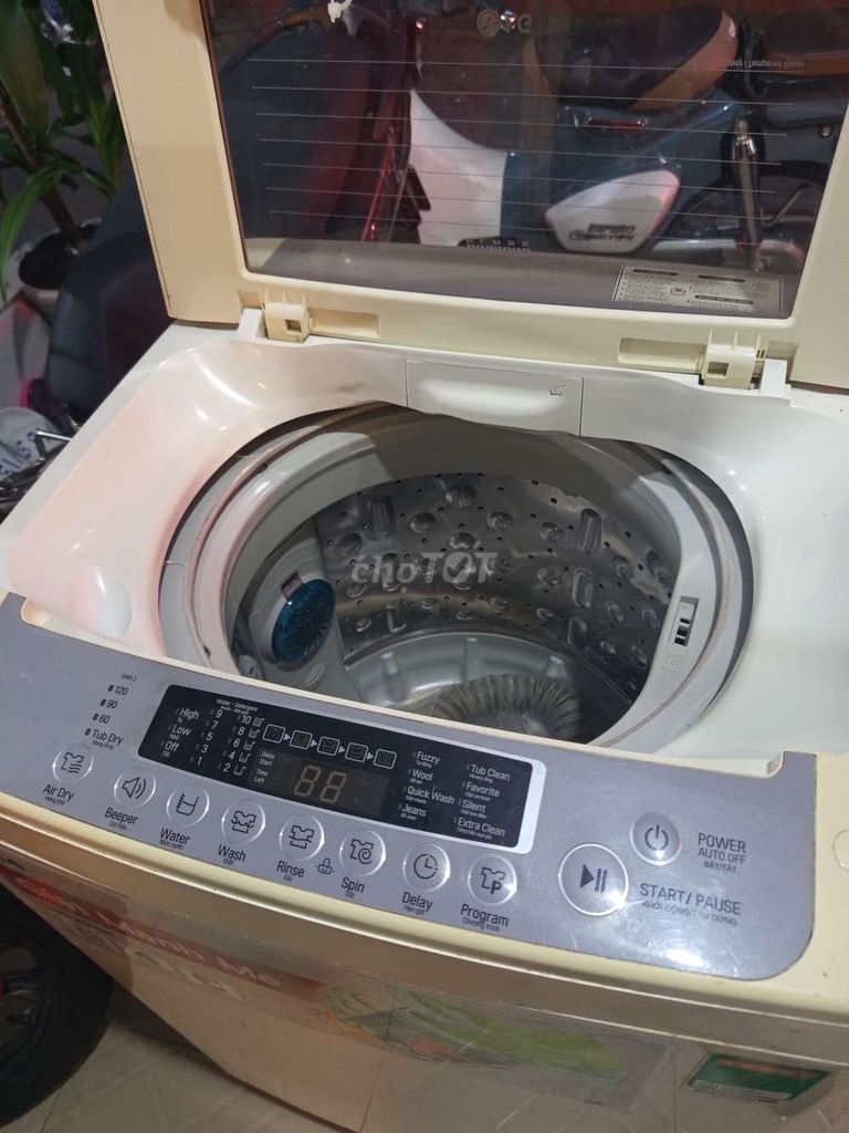 Máy giặt LG 8kg Trắng kem Đã qua sử dụng. Mua bán Máy giặt tại Quận 3 Tp Hồ Chí Minh được đăng bởi Mai Hoa hình 1
