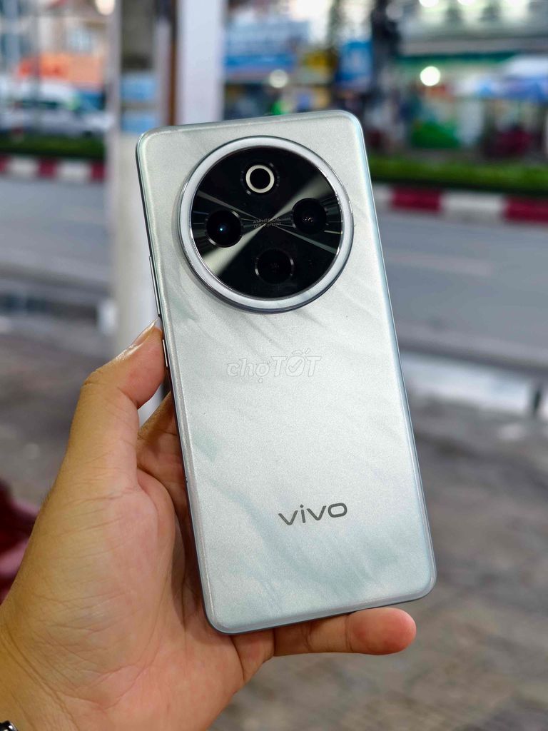 Vivo Y300 Pro Plus 5G 12GB/256GB Bạc. Mua bán Điện thoại tại Thành phố Bạc Liêu Bạc Liêu được đăng bởi Nguyễn Hưng Thịnh hình 1
