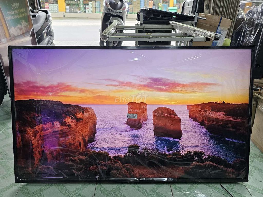 LG 4K Giọng Nói 55" 2023 - 55UQ7550. Siêu Nét 99%. Mua bán Tivi, Âm thanh tại Huyện Hóc Môn Tp Hồ Chí Minh được đăng bởi Chinh Anh hình 1