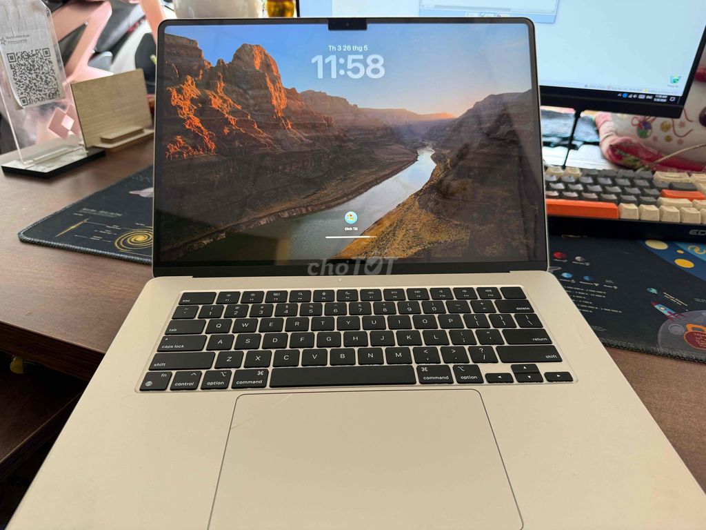 Apple MacBook Air M2 15 inch 8GB Bạc. Mua bán Laptop tại Quận Bình Thạnh Tp Hồ Chí Minh được đăng bởi  Minh Huân hình 1