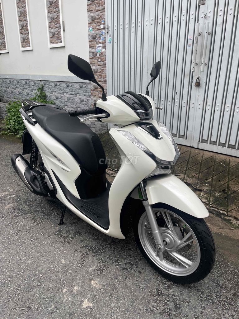 Honda SH 150i 2021 один хозяин, родной мотор, идеальное состояние