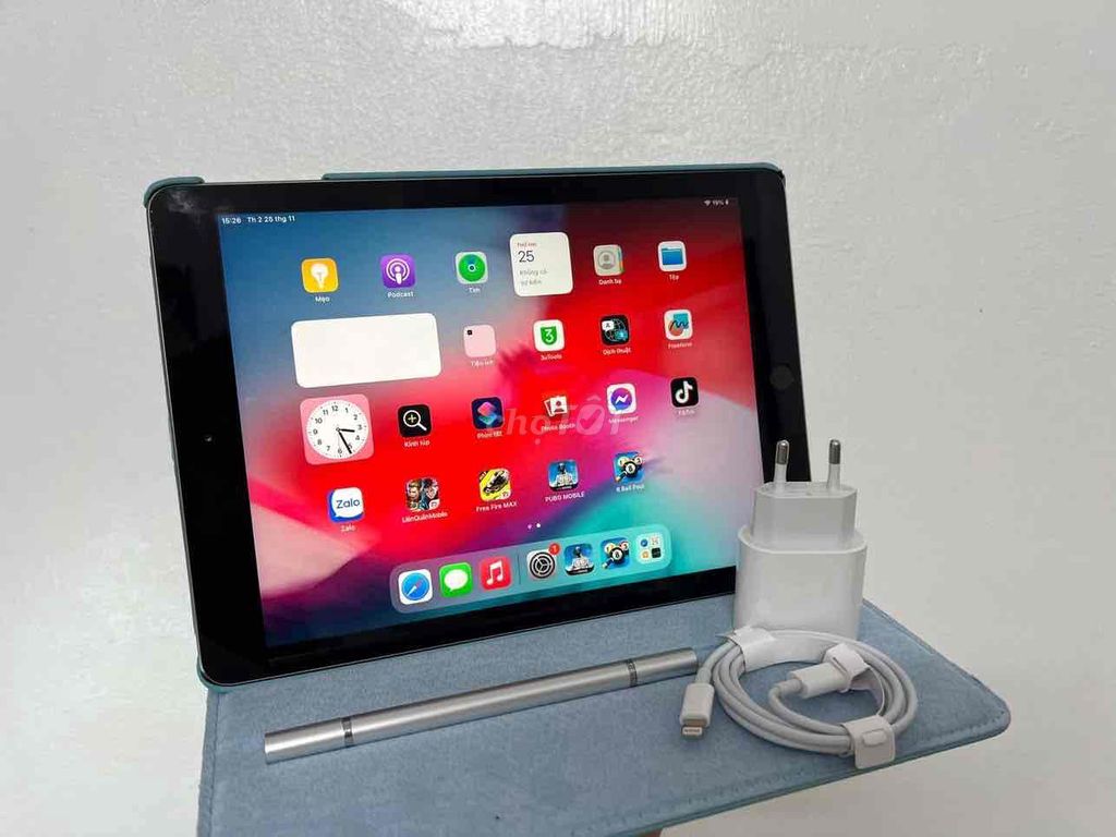 ipad cho bé xem hoạt hình giá 1.200.000