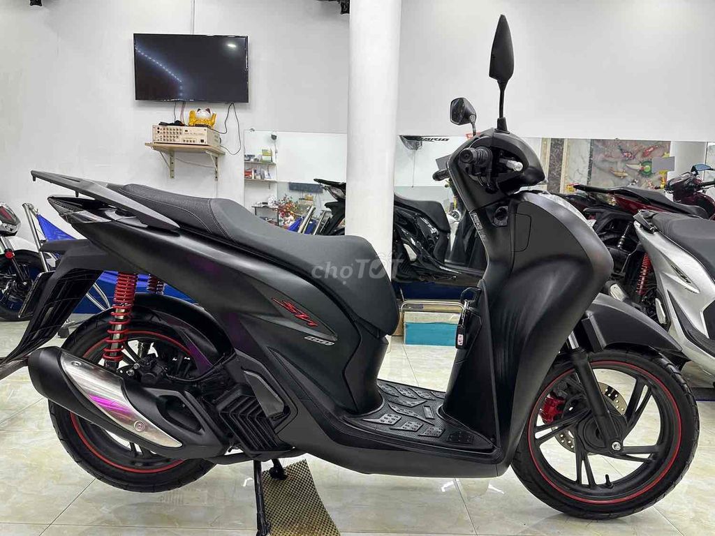 🌈SHOP Mới về SH 160 ABS đen Nhám Cực đẹp. Mua bán Xe máy tại Thành phố Vũng Tàu Bà Rịa - Vũng Tàu được đăng bởi XE MÁY BẢO THANH  TPVŨNG TÀU hình 7