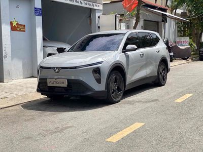 VinFast VF MPV7 2026 - 8536 km