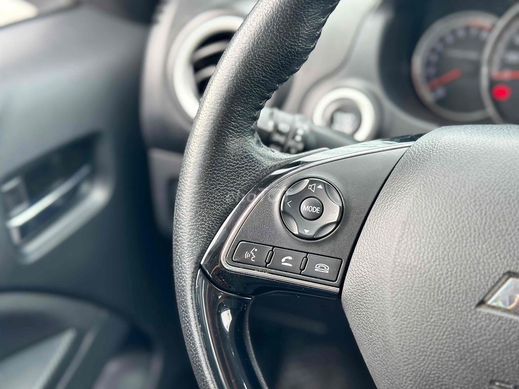 Mitsubishi Attrage 2023 1.2 CVT - 55000 km. Mua bán Ô tô tại Quận Hoàng Mai Hà Nội được đăng bởi Thang Pham hình 12